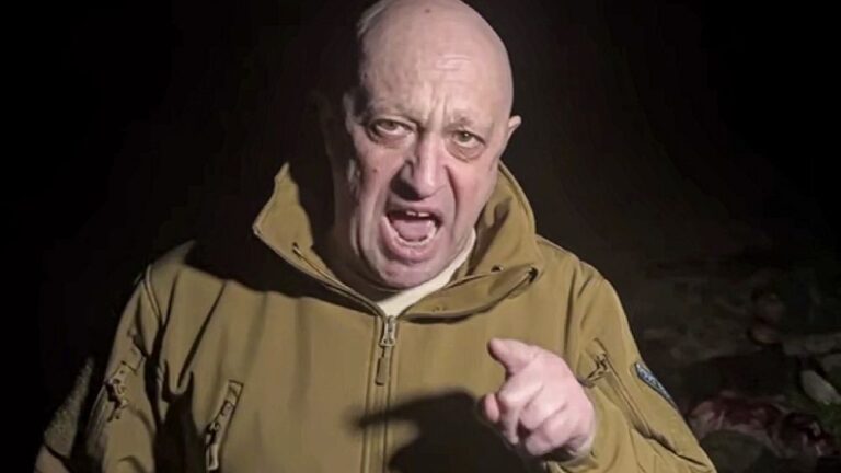 Rusya, düşen uçakta ölenler arasında Prigojin’in olduğunu teyit etti