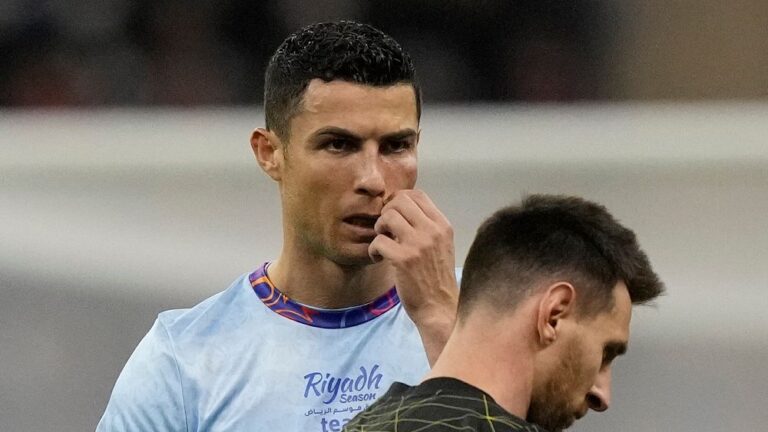 Ronaldo: Lionel Messi ile aramızdaki rekabet artık bitti