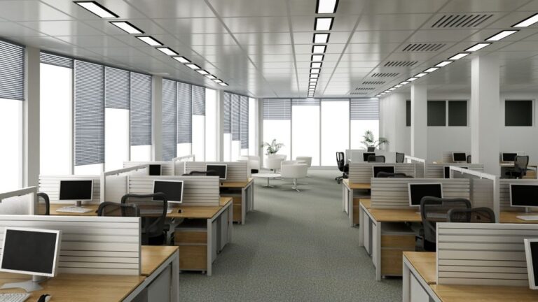 Fransa’da bir şirketin 200’den fazla çalışanı işten çıkarıldı, yerlerine yapay zeka yerleştirildi