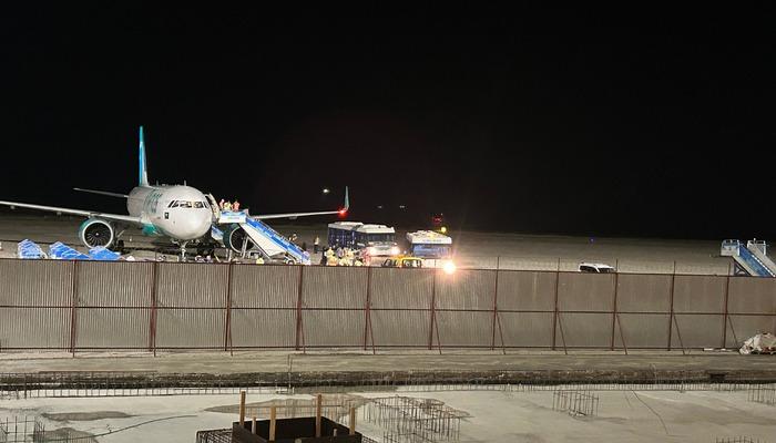 Motoru arızalanan yolcu uçağı Trabzon Havalimanı’na acil iniş yaptı