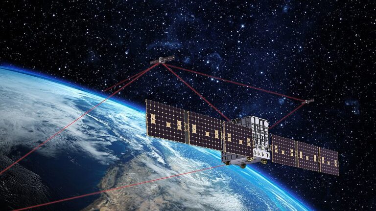 Uzayda çöpünü toplamayan şirkete ilk defa ceza kesildi