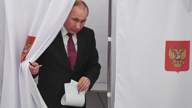 Rus muhalif seçmen, ‘Putin’e karşı öğle vakti’ sloganıyla seçimi protesto edecek