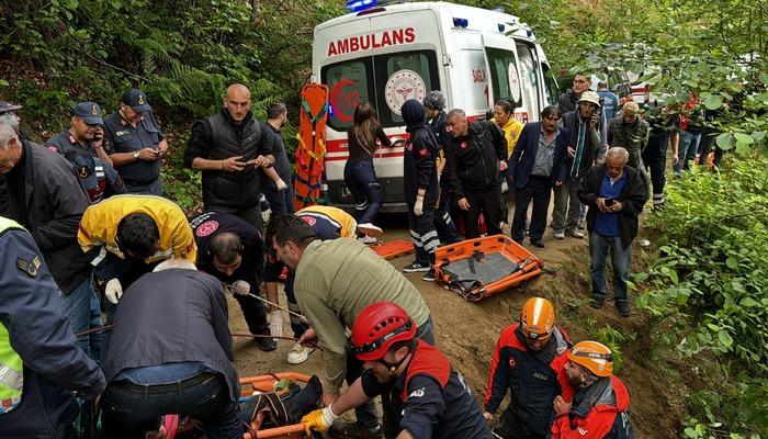 Rize’de otomobil 150 metrelik uçuruma yuvarlandı! Ölü ve yaralılar var