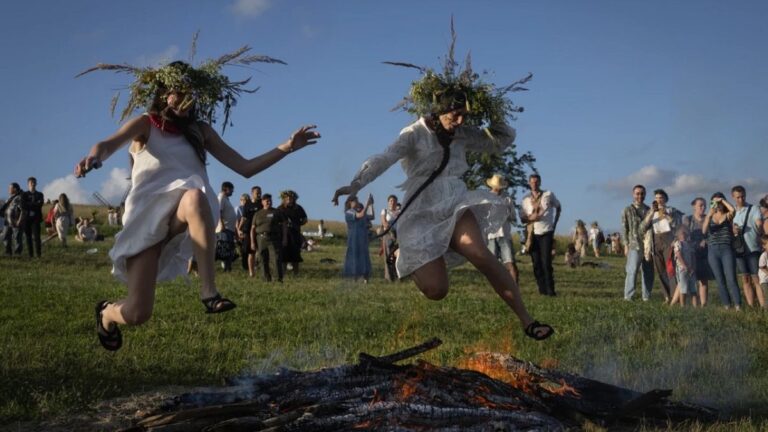 Ukrayna’da ‘İvan Kupala’ kutlamaları: Etkili bir kültürel silah