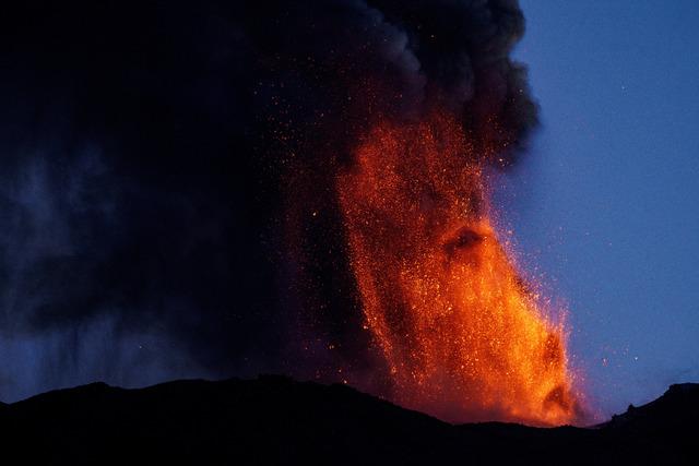 2024-07-04T210518Z_2132545430_RC2IO8ASX5ND_RTRMADP_3_ITALIA-VULCANO-ETNA