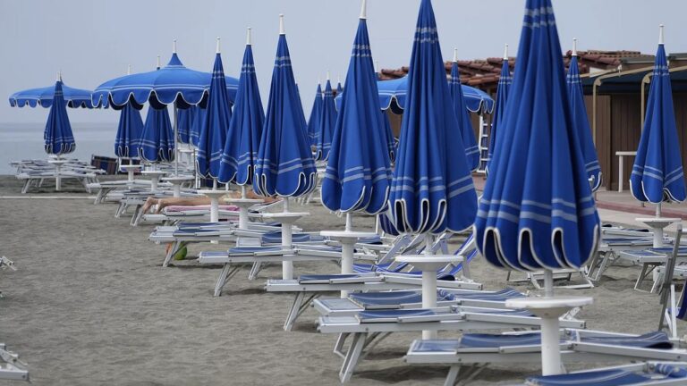 Plaj savaşları: AB ve İtalya arasındaki sahil imtiyazı çekişmesi çözülebilecek mi?