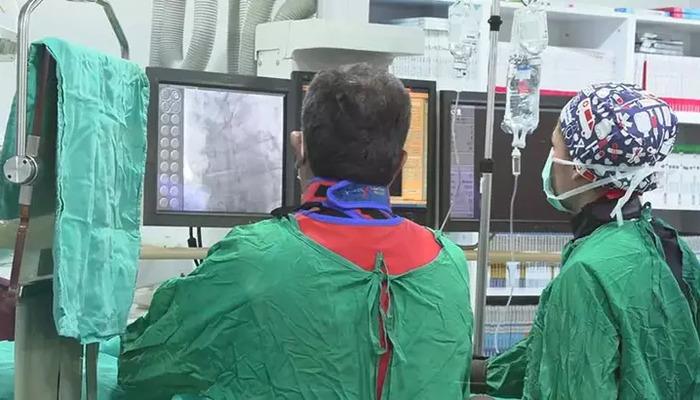 Ameliyat edilmeden kalp kapağı değiştirildi! Ankara’daki 78 yaşındaki hasta 2 günde sağlığına kavuştu