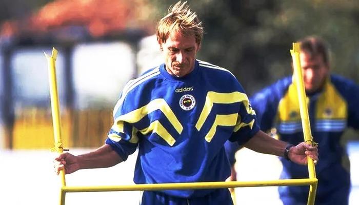 Fenerbahçe’nin eski teknik direktörlerinden Zdenek Zeman felç geçirdi, hastaneye kaldırıldı!