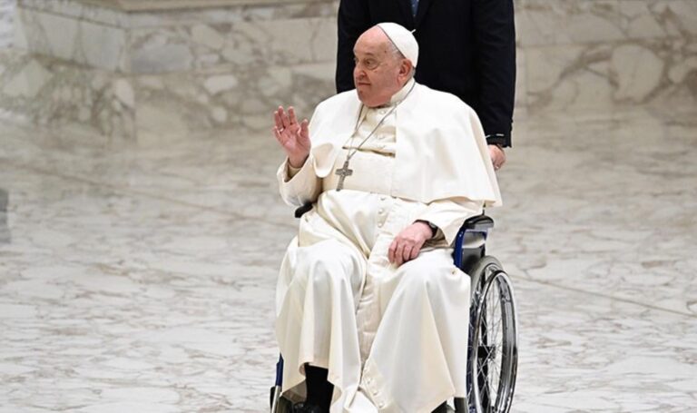 Tedavisi devam ediyor: Papa’dan uzun zaman sonra ilk açıklama – Son Dakika Dünya Haberleri