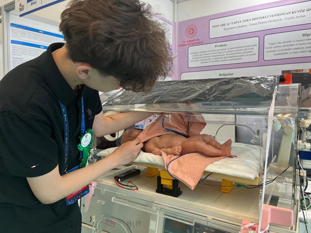 Ankara-grereciler-yenıdogan-alumlerı_756875_223372