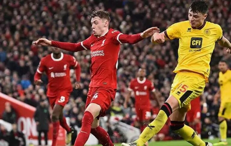 Futbolun İlk Hakemleri: Oyunun Adil Yüzleri Nasıl Seçiliyordu?