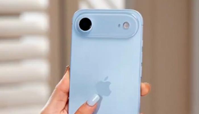 iPhone 17 Air “Sky Blue” rengi ile görüntülendi: İşte dikkat çeken detaylar