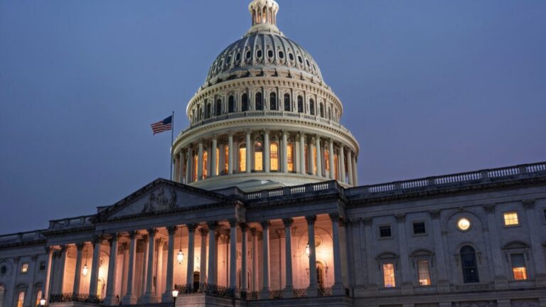 ABD federal hükümeti bütçe anlaşmazlığı nedeniyle kapandı